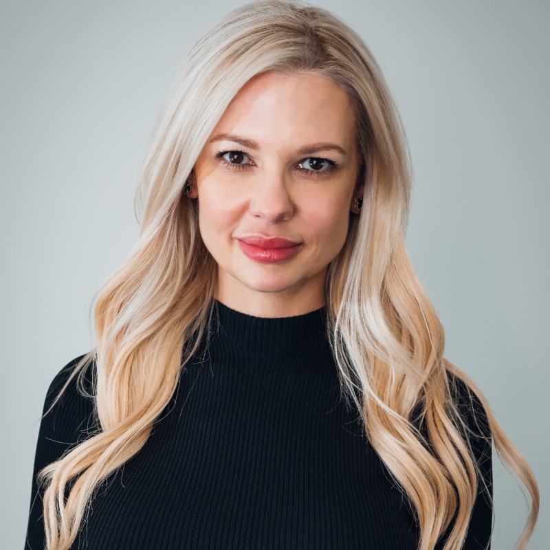 VERONIKA OSWALD